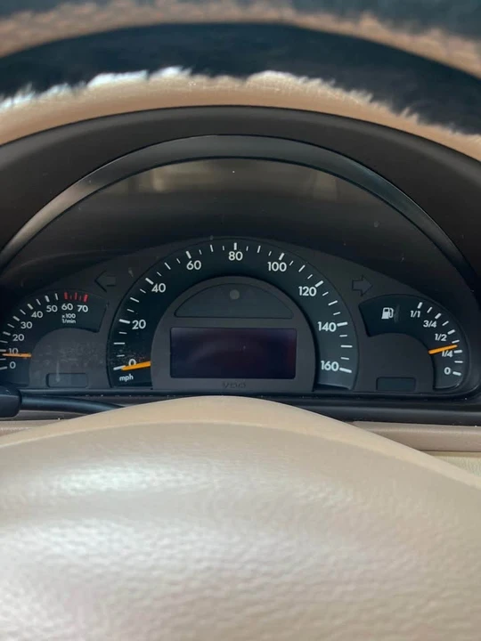 2002 Mercedes-Benz W203 C-Class - Image 9 of 10