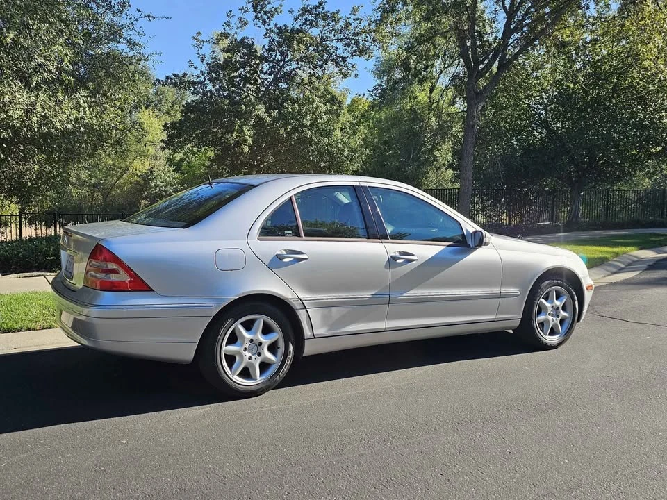 2002 Mercedes-Benz W203 C-Class - Image 6 of 12