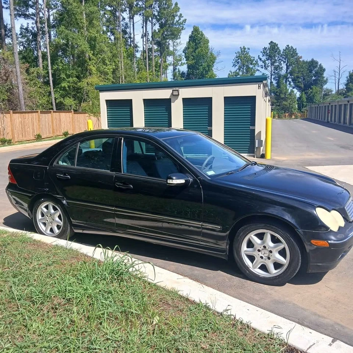 2002 Mercedes-Benz W203 C-Class - Image 2 of 15