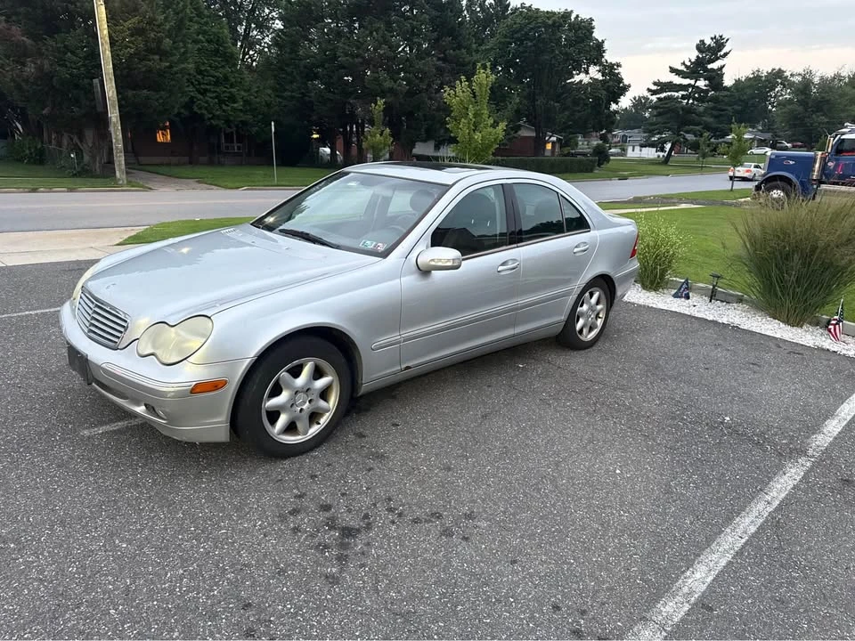 2002 Mercedes-Benz W203 C-Class - Image 3 of 10