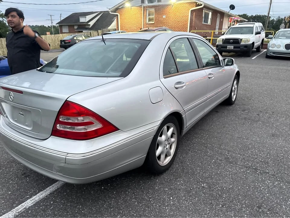 2002 Mercedes-Benz W203 C-Class - Image 6 of 10