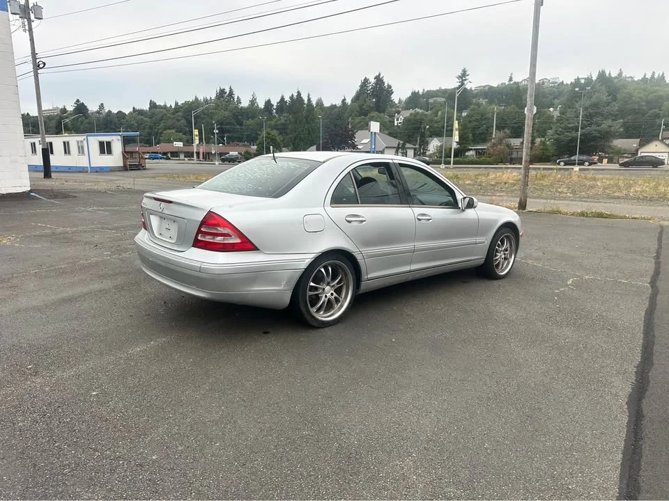 2002 Mercedes-Benz W203 C-Class - Image 3 of 14