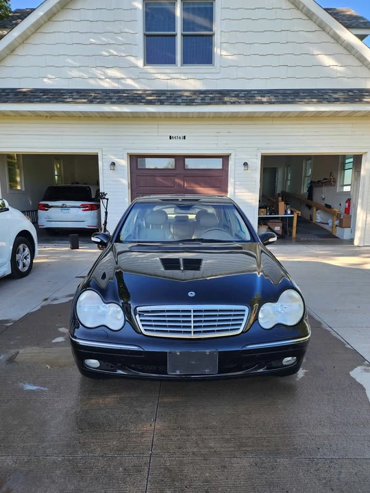 2002 Mercedes-Benz W203 C-Class - Image 2 of 8