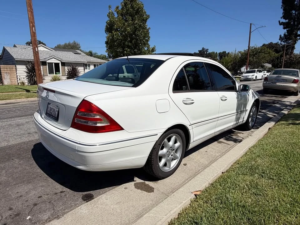 2002 Mercedes-Benz W203 C-Class - Image 13 of 20