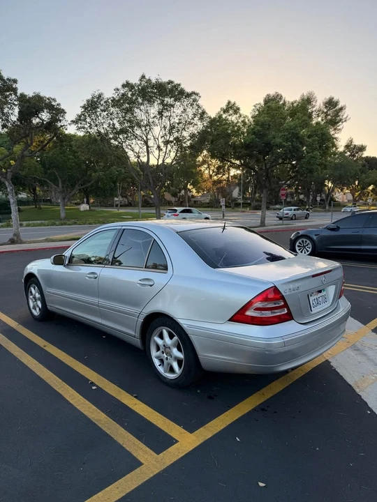 2002 Mercedes-Benz W203 C-Class - Image 4 of 10