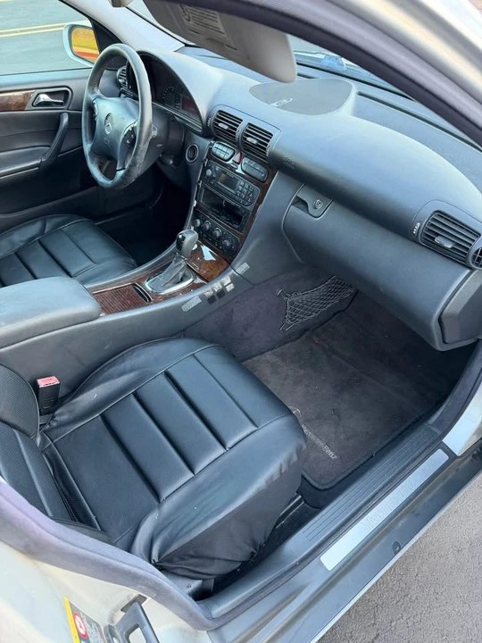 2002 Mercedes-Benz W203 C-Class - Image 8 of 10
