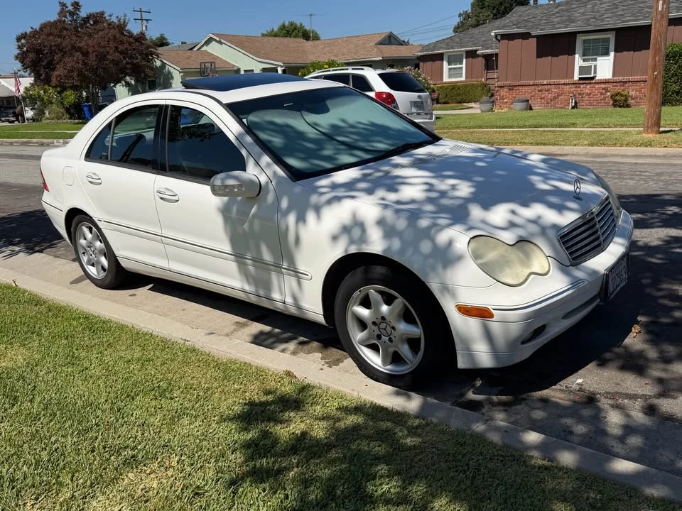 2002 Mercedes-Benz W203 C-Class - Image 16 of 20
