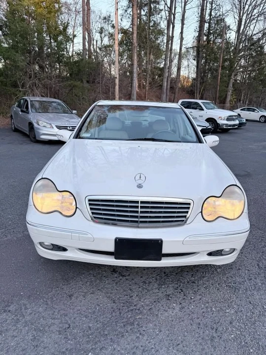 2002 Mercedes-Benz W203 C-Class - Image 2 of 20