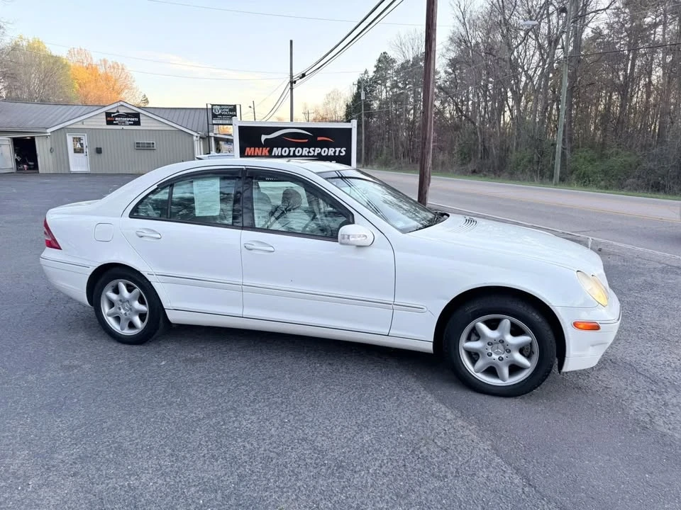 2002 Mercedes-Benz W203 C-Class - Image 13 of 20