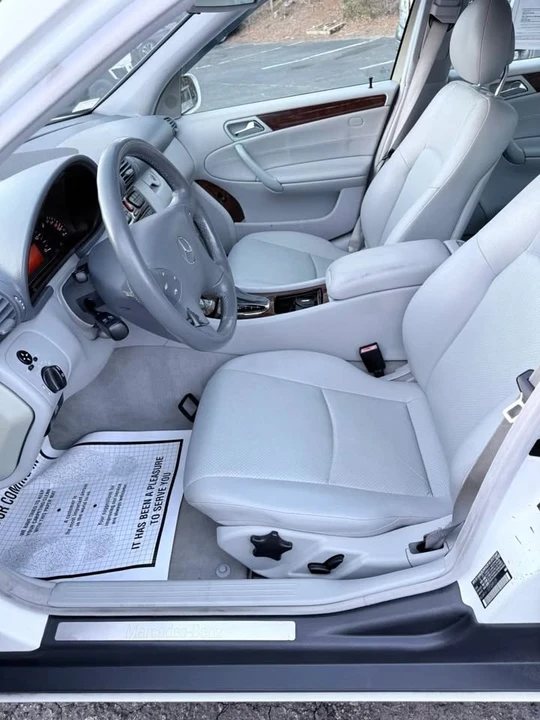 2002 Mercedes-Benz W203 C-Class - Image 17 of 20