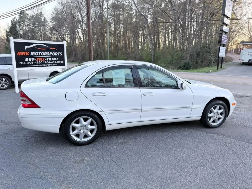 2002 Mercedes-Benz W203 C-Class - Image 12 of 20