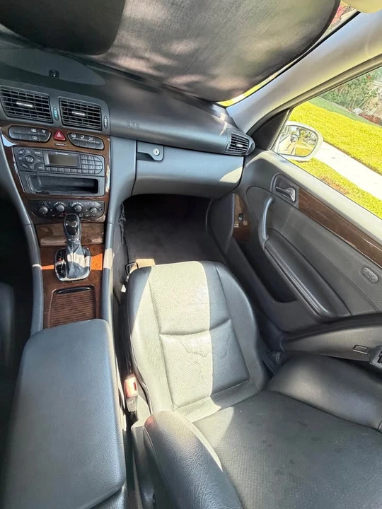 2002 Mercedes-Benz W203 C-Class - Image 6 of 20