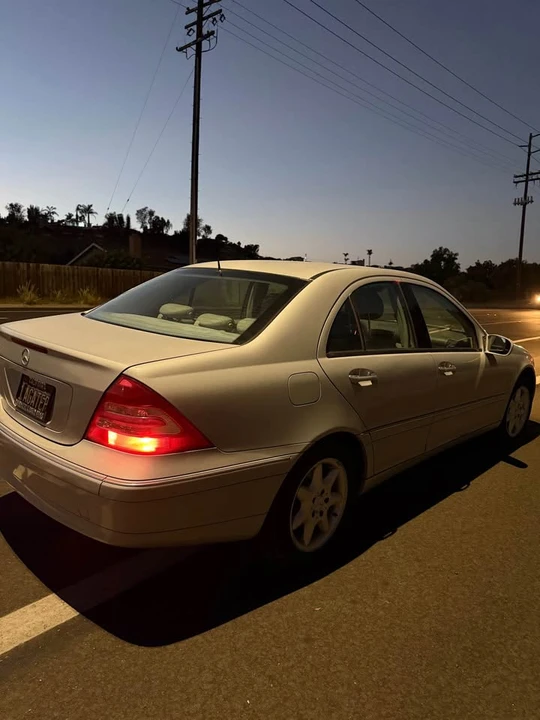 2002 Mercedes-Benz W203 C-Class - Image 4 of 13