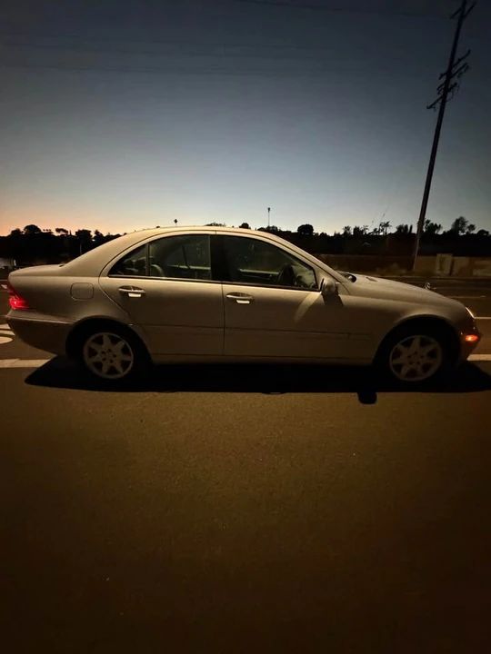 2002 Mercedes-Benz W203 C-Class - Image 3 of 13