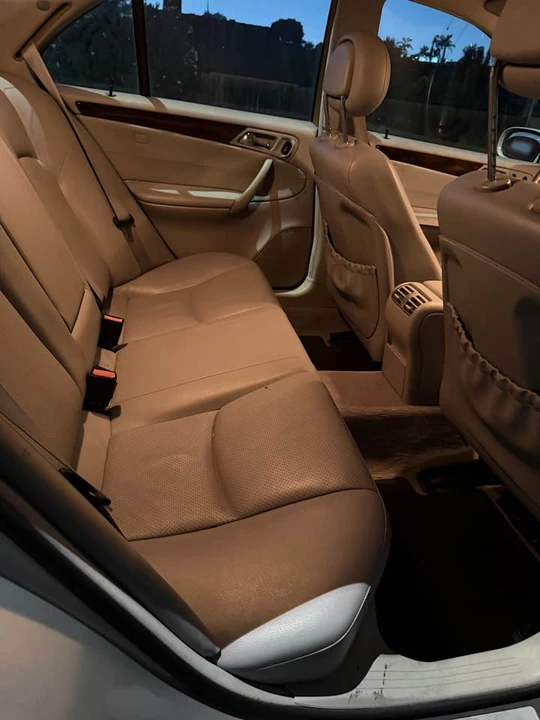 2002 Mercedes-Benz W203 C-Class - Image 11 of 13