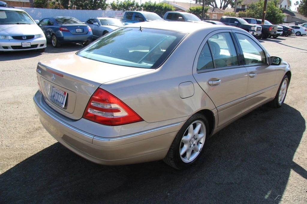 2002 Mercedes-Benz W203 C-Class - Image 7 of 21