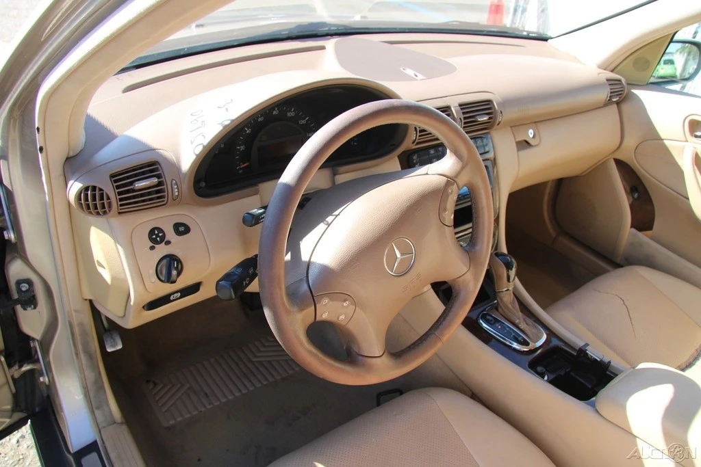 2002 Mercedes-Benz W203 C-Class - Image 16 of 21