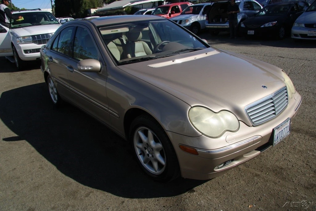 2002 Mercedes-Benz W203 C-Class - Image 10 of 21