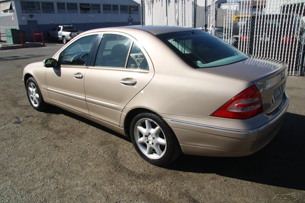2002 Mercedes-Benz W203 C-Class - Image 5 of 21