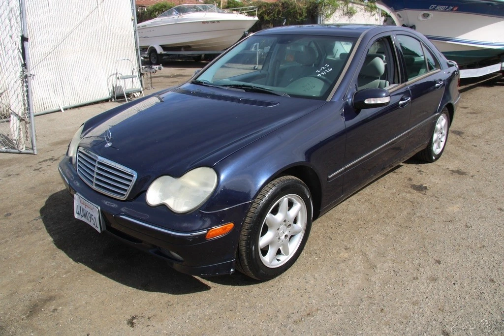 2002 Mercedes-Benz W203 C-Class - Image 2 of 21