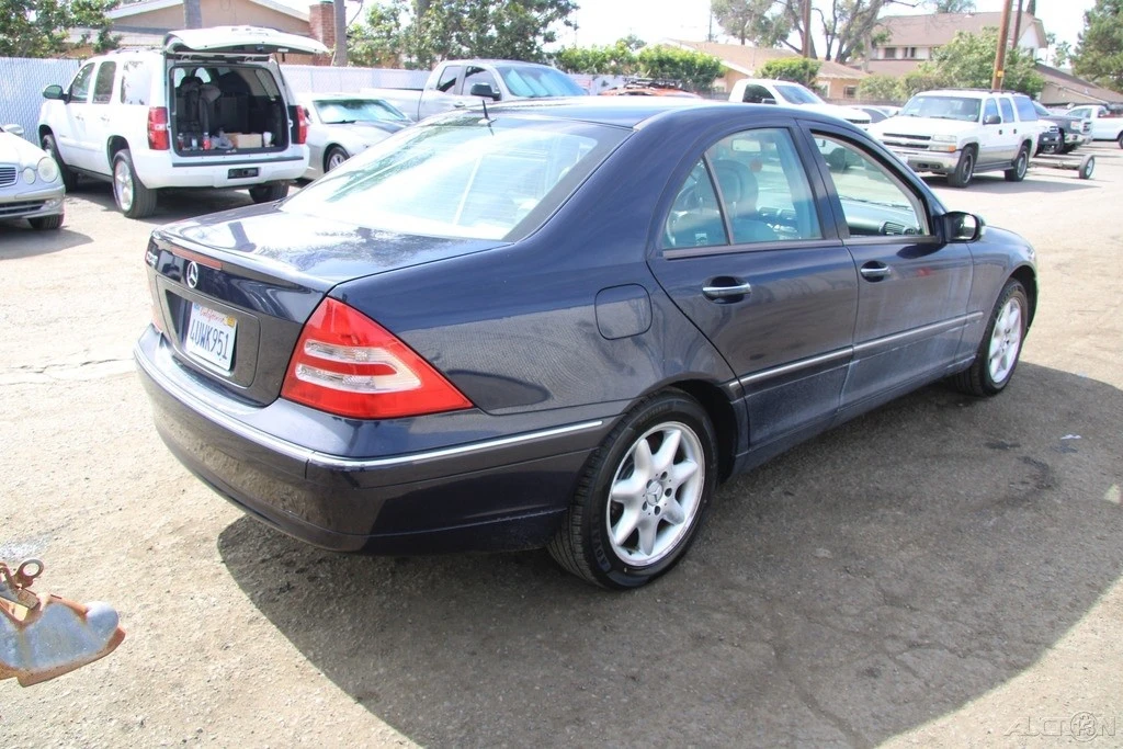 2002 Mercedes-Benz W203 C-Class - Image 7 of 21
