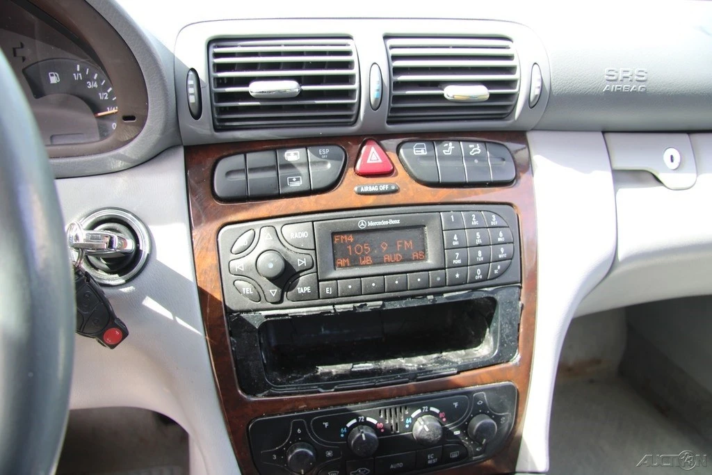 2002 Mercedes-Benz W203 C-Class - Image 19 of 21