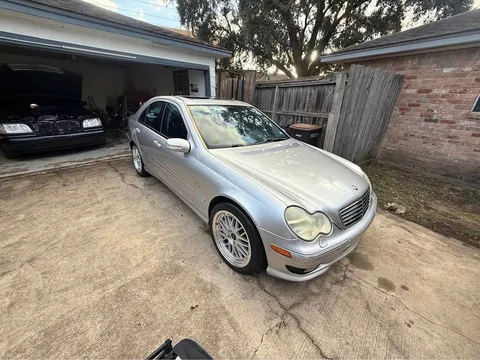 2002 Mercedes-Benz C-Class C 32 AMG Sedan 4D