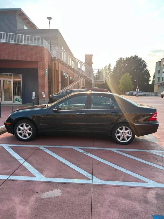 2002 Mercedes-Benz W203 C-Class - Image 3 of 6