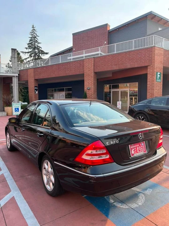 2002 Mercedes-Benz W203 C-Class - Image 2 of 6