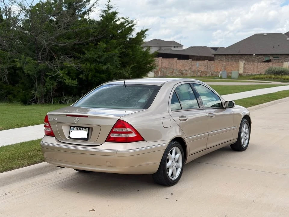 2002 Mercedes-Benz W203 C-Class - Image 4 of 11