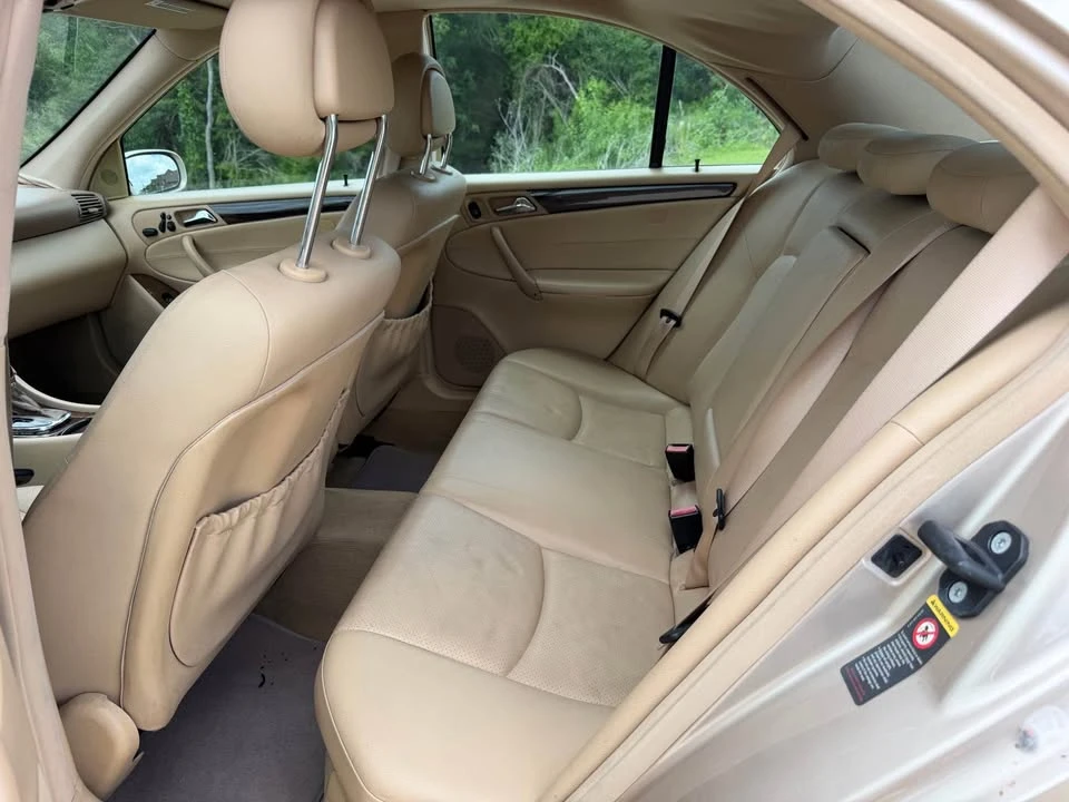 2002 Mercedes-Benz W203 C-Class - Image 9 of 11