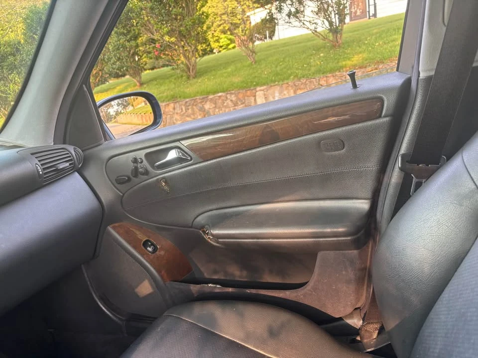 2002 Mercedes-Benz W203 C-Class - Image 4 of 14