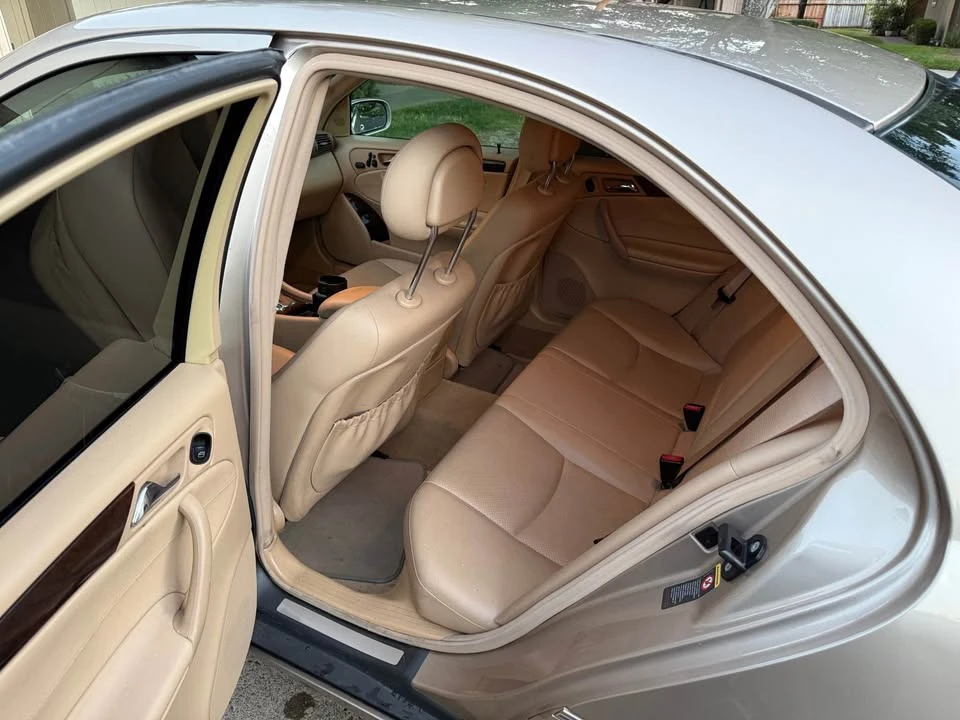 2002 Mercedes-Benz W203 C-Class - Image 8 of 14