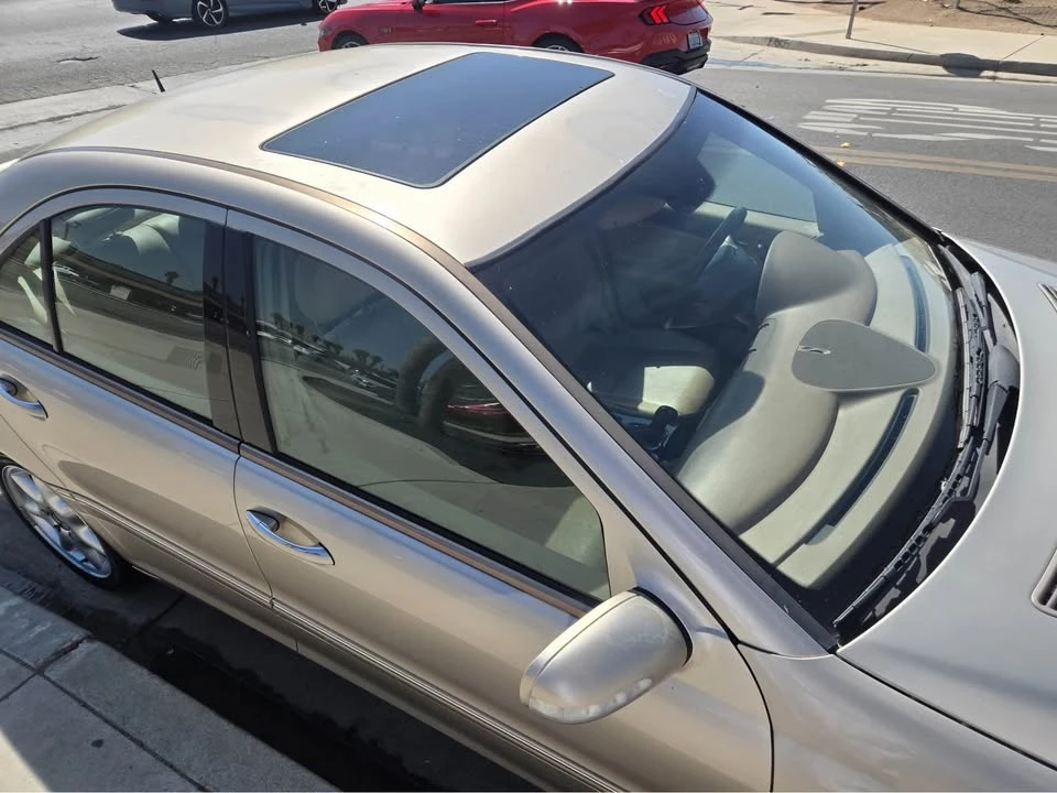 2002 Mercedes-Benz W203 C-Class - Image 11 of 15