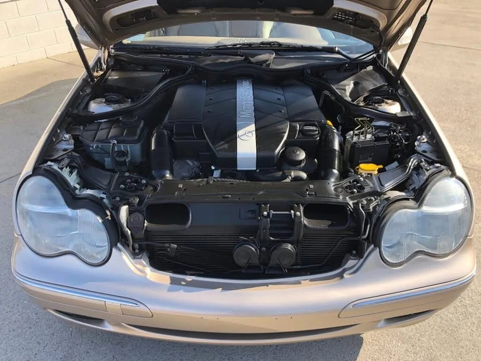 2002 Mercedes-Benz W203 C-Class - Image 10 of 20