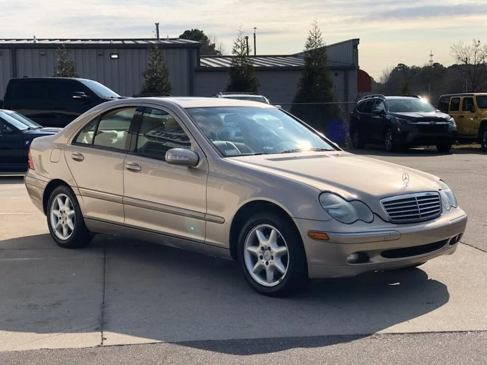 2002 Mercedes-Benz W203 C-Class - Image 7 of 20