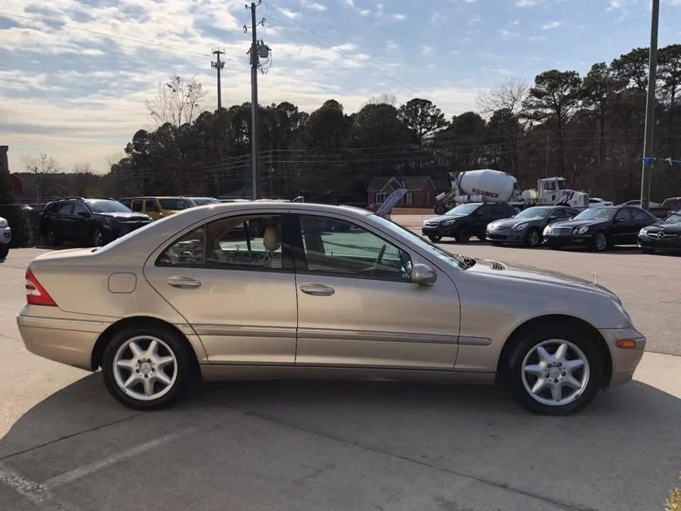 2002 Mercedes-Benz W203 C-Class - Image 6 of 20