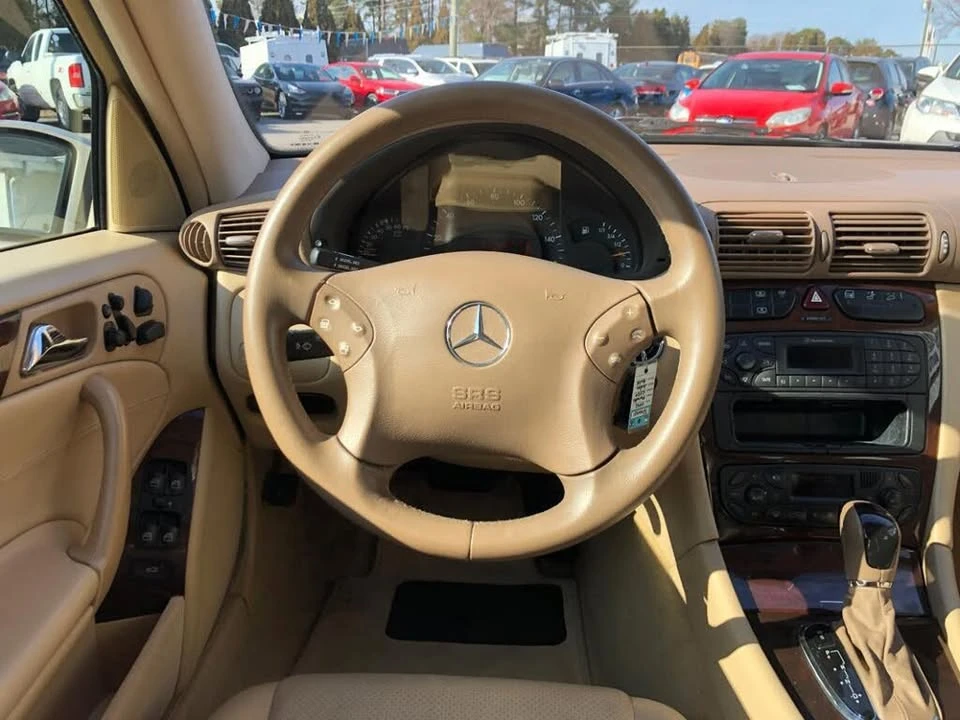 2002 Mercedes-Benz W203 C-Class - Image 15 of 20