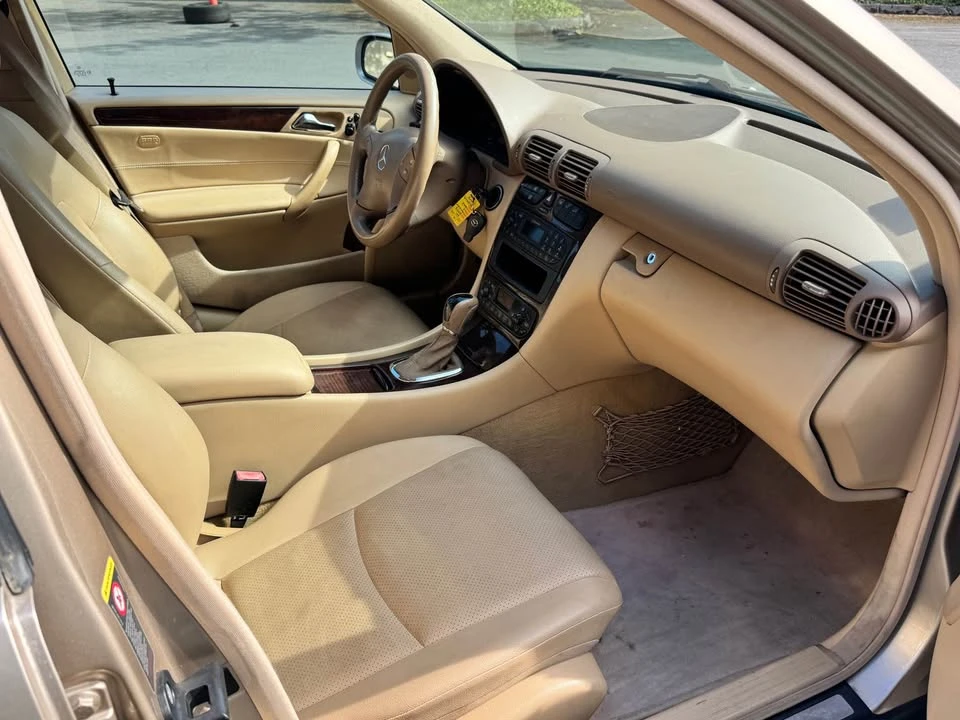 2002 Mercedes-Benz W203 C-Class - Image 11 of 20