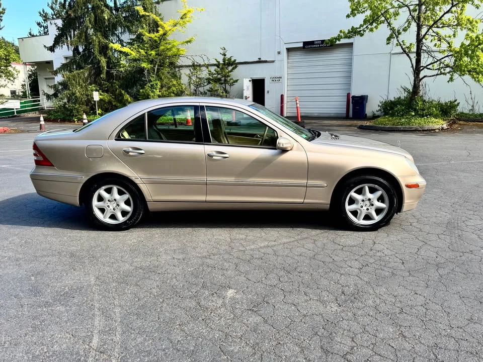 2002 Mercedes-Benz W203 C-Class - Image 4 of 20