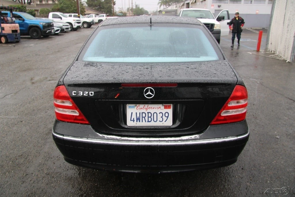 2002 Mercedes-Benz W203 C-Class - Image 5 of 21