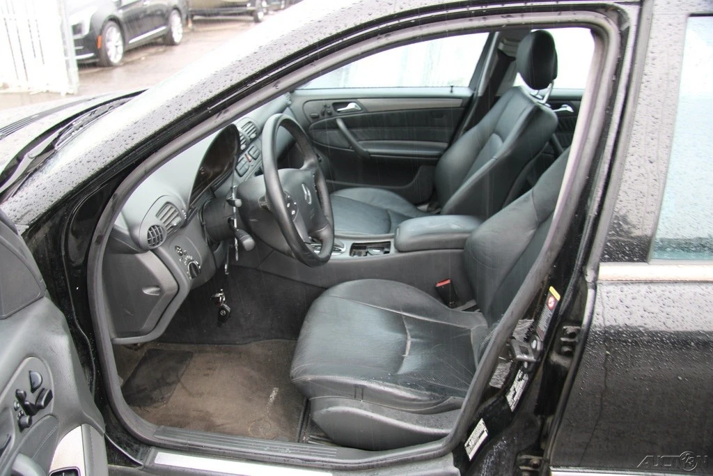 2002 Mercedes-Benz W203 C-Class - Image 13 of 21