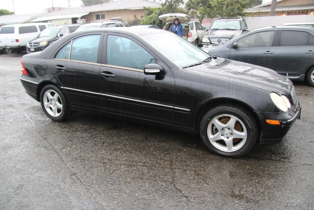 2002 Mercedes-Benz W203 C-Class - Image 7 of 21
