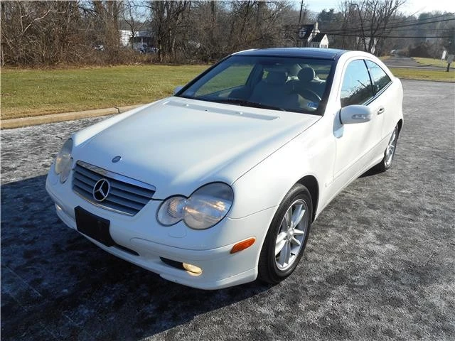 2002 Mercedes-Benz W203 C-Class - Image 9 of 12