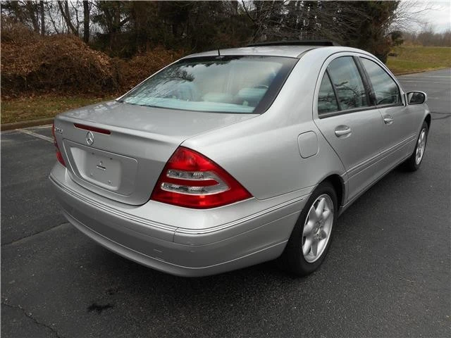 2002 Mercedes-Benz W203 C-Class - Image 3 of 12