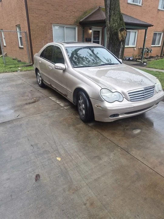2002 Mercedes-Benz W203 C-Class - Image 2 of 6
