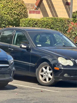 2002 Mercedes-Benz C-Class Luxury