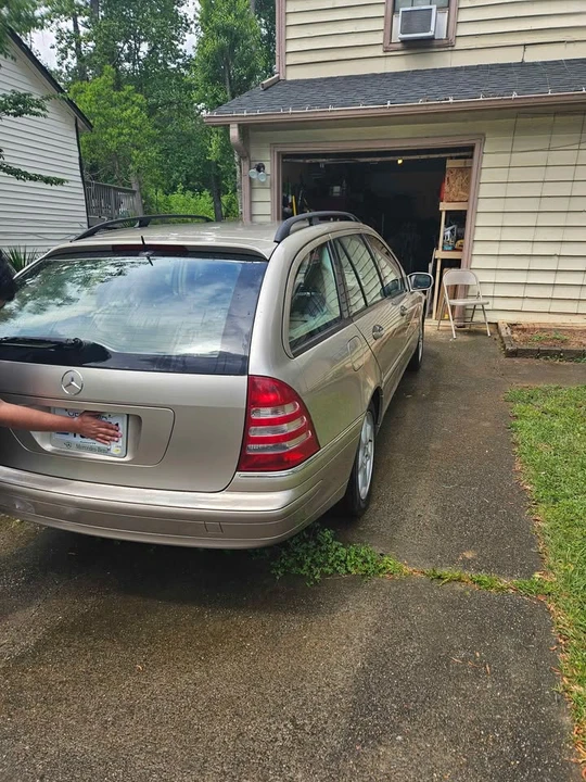 2002 Mercedes-Benz W203 C-Class - Image 8 of 16