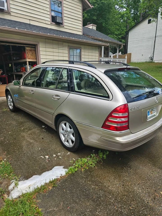 2002 Mercedes-Benz W203 C-Class - Image 10 of 16