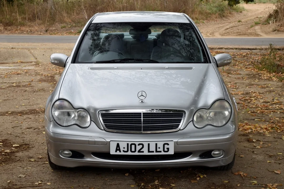 2002 Mercedes-Benz W203 C-Class - Image 2 of 30